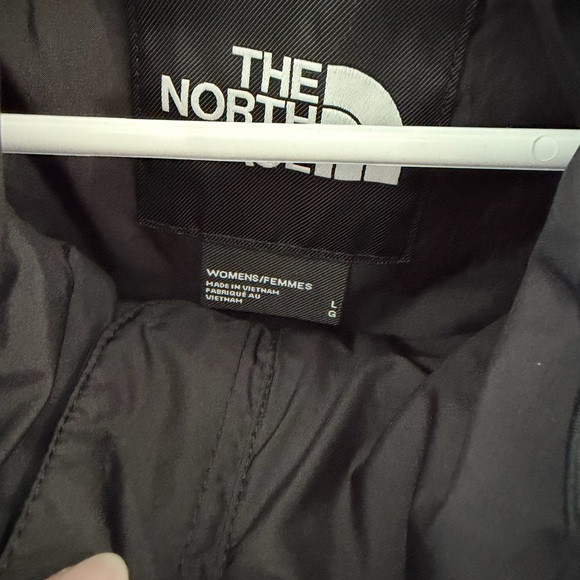 The North Face Women’s Black Jacket - Picture 3 of 3